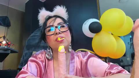 Snapshot of missvictoriia chatting on 09/26/25, 10:47 Victoria online show from 09/26/25, 10:47