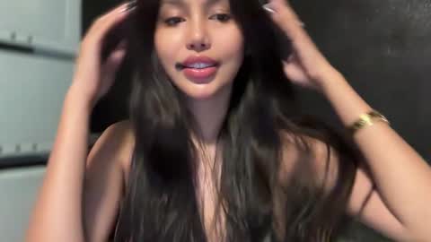 Snapshot of missxolga chatting on 02/06/25, 04:03 Divine Olga online show from 02/06/25, 04:03