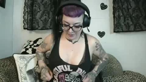 Missy Dee online show from 05/02/26, 07:35
