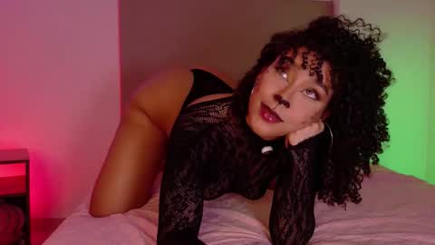 Missy Gainer online show from 10/31/25, 09:16