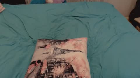 Missy online show from 12/05/25, 03:48