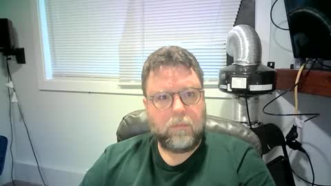 Snapshot of mister_happy567 chatting on 01/23/25, 12:46 Mr. Happy online show from 01/23/25, 12:46