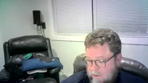 Snapshot of mister_happy567 chatting on 02/08/25, 06:33 Mr. Happy online show from 02/08/25, 06:33