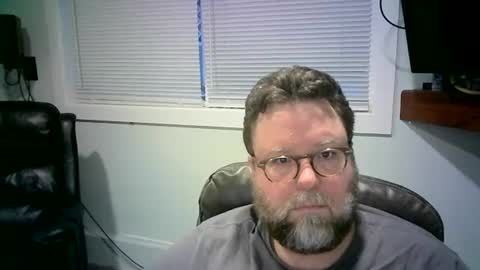 Snapshot of mister_happy567 chatting on 02/15/25, 01:42 Mr. Happy online show from 02/15/25, 01:42