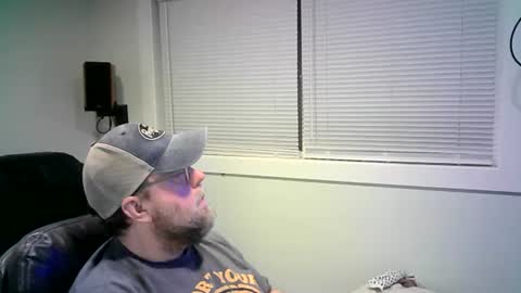 Snapshot of mister_happy567 chatting on 02/20/25, 05:12 Mr. Happy online show from 02/20/25, 05:12