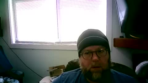 Snapshot of mister_happy567 chatting on 03/01/25, 06:00 Mr. Happy online show from 03/01/25, 06:00