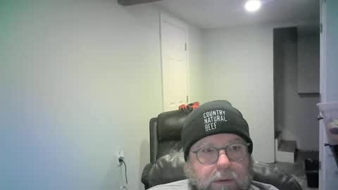 Snapshot of mister_happy567 chatting on 02/02/26, 05:28 Mr. Happy online show from 02/02/26, 05:28
