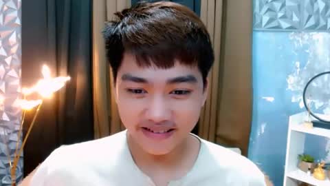 Snapshot of mister_officer chatting on 10/09/25, 01:42 SAINT SACHI  will make your day  online show from 10/09/25, 01:42