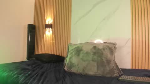 venom online show from 12/16/25, 12:15