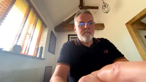 Snapshot of misterblivs chatting on 05/07/26, 12:21 Misterblivs online show from 05/07/26, 12:21