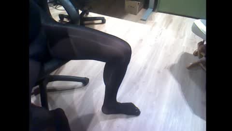 Snapshot of misterbobbyxx chatting on 05/12/26, 10:51 misterbobbyxx online show from 05/12/26, 10:51