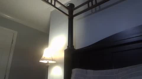 Snapshot of misterbret chatting on 01/21/25, 02:26 misterbret online show from 01/21/25, 02:26