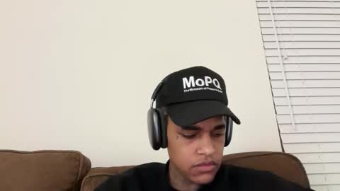 Snapshot of mistergrey93 chatting on 01/15/25, 03:00 mistergrey93 online show from 01/15/25, 03:00