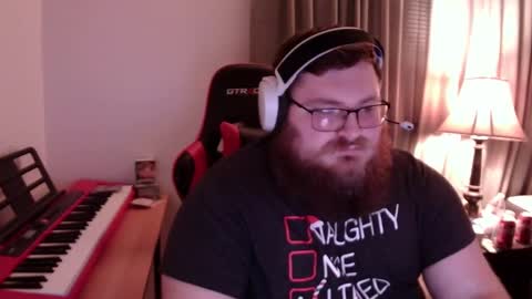 mistermac935 online show from 12/24/24, 03:27