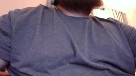 Snapshot of mistermac935 chatting on 11/11/25, 10:54 mistermac935 online show from 11/11/25, 10:54