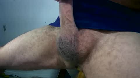 Snapshot of misterrugburn chatting on 01/05/25, 07:07 Mister Rug Burn online show from 01/05/25, 07:07