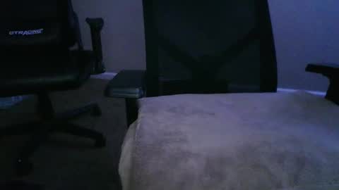 Snapshot of misterthickdicc chatting on 03/21/26, 03:33 Julius online show from 03/21/26, 03:33
