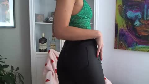 Snapshot of mistress_kasandrra chatting on 02/16/25, 11:27 Mistress Cassie - Cash online show from 02/16/25, 11:27