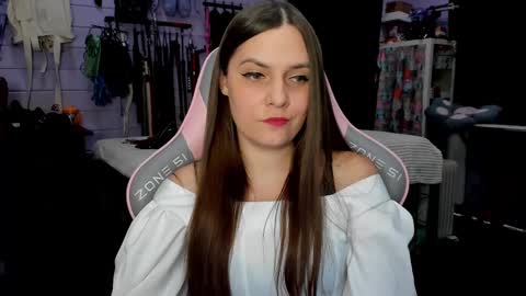 Snapshot of mistress_priest chatting on 02/26/25, 07:05 Dirty Priest and Ivi online show from 02/26/25, 07:05