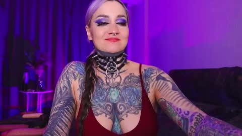 mistressdarksindel online show from 12/15/25, 05:50