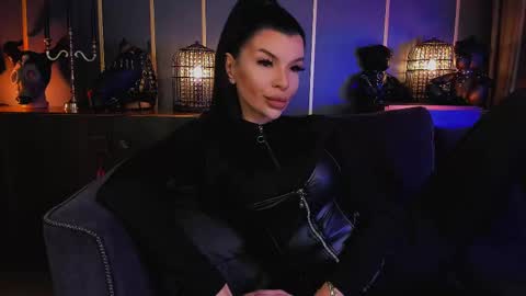 Snapshot of mistresselenia chatting on 02/10/25, 10:20 Elenia online show from 02/10/25, 10:20