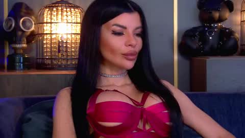 Snapshot of mistresselenia chatting on 02/16/26, 04:03 Elenia online show from 02/16/26, 04:03