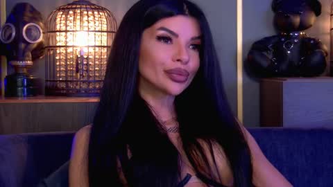 Snapshot of mistresselenia chatting on 03/11/26, 01:28 Elenia online show from 03/11/26, 01:28