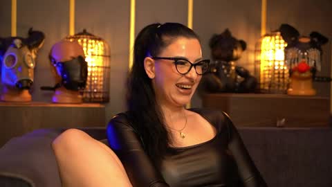 Mistress Kelly online show from 05/11/26, 08:06