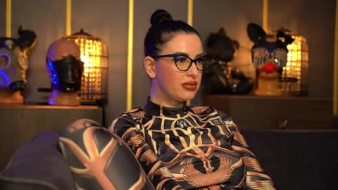 Mistress Kelly online show from 05/15/26, 09:44
