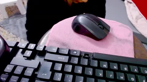 Snapshot of mistresslombana_666 chatting on 02/13/26, 02:24 Mistresslombana online show from 02/13/26, 02:24