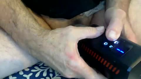 Hatfield online show from 11/21/25, 01:54