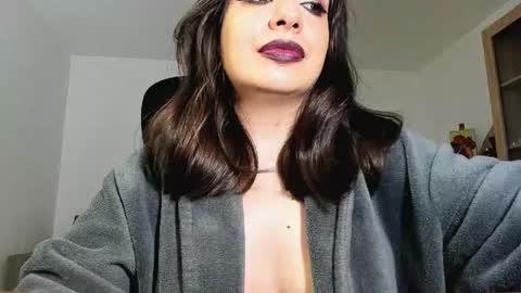 Snapshot of mistressmichelle5 chatting on 06/07/26, 09:35 YourGoddessM online show from 06/07/26, 09:35
