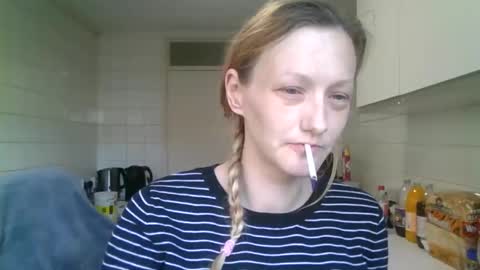 mistressmilly32 online show from 05/22/26, 09:04