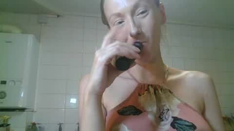 mistressmilly32 online show from 06/27/26, 08:36