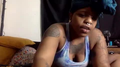 Snapshot of mistressmystii chatting on 10/25/25, 05:48 Mistress Mystii online show from 10/25/25, 05:48