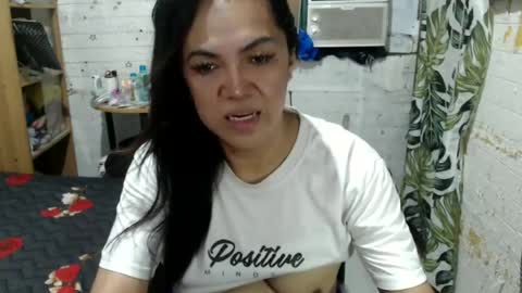 Snapshot of mistresssexymhacy69 chatting on 06/13/26, 03:48 mistresssexymhacy69 online show from 06/13/26, 03:48