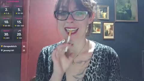 Snapshot of mistressthrope chatting on 11/05/25, 04:23 MistressThrope online show from 11/05/25, 04:23