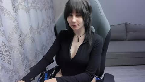 misty_dark online show from 05/14/26, 12:01