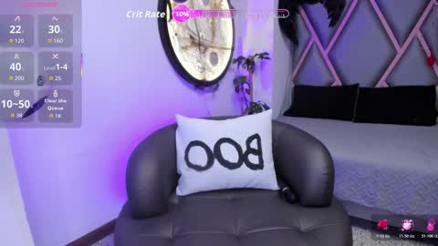 Snapshot of misty_rossi chatting on 10/17/25, 12:19 Catalina online show from 10/17/25, 12:19