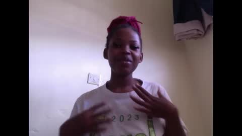 misty_shee online show from 04/22/26, 09:01