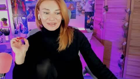 Snapshot of mistybarnes chatting on 12/09/24, 03:22 MistyBarnes NONUDE MODEL online show from 12/09/24, 03:22