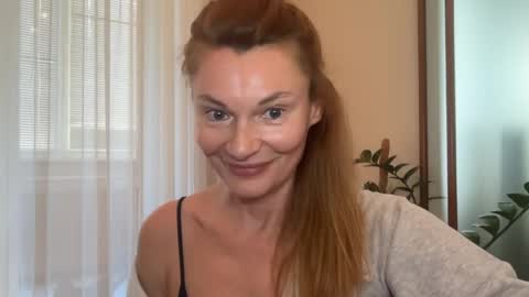 MistyBarnes NONUDE MODEL online show from 04/25/26, 03:09
