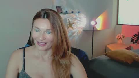 Snapshot of mistybarnes chatting on 06/08/26, 02:28 MistyBarnes NONUDE MODEL online show from 06/08/26, 02:28