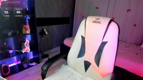 Snapshot of mistylovia chatting on 03/03/26, 03:18 mistylovia online show from 03/03/26, 03:18