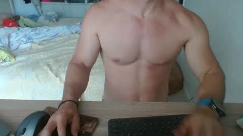 Snapshot of mitcheli chatting on 09/29/25, 02:00 Onlyfans online show from 09/29/25, 02:00