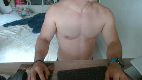 Snapshot of mitcheli chatting on 01/13/26, 03:28 Onlyfans online show from 01/13/26, 03:28