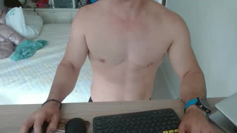 Snapshot of mitcheli chatting on 02/23/26, 03:31 Onlyfans online show from 02/23/26, 03:31