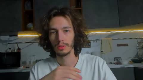 MitchelKurse online show from 07/03/26, 06:36