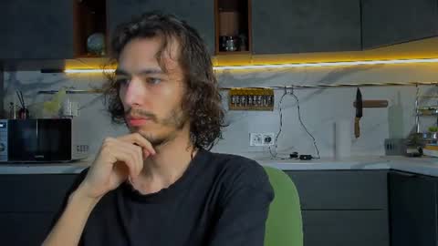 MitchelKurse online show from 07/06/26, 07:05