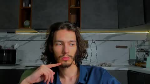 MitchelKurse online show from 07/08/26, 08:24